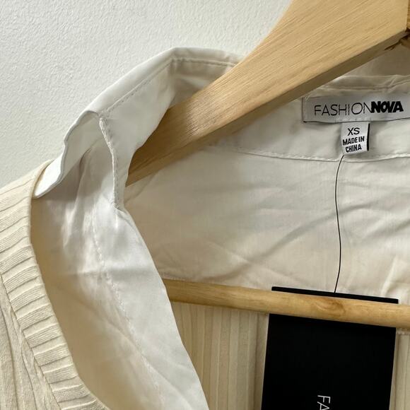 NWT Fashion Nova XS Crop Top Ribbed Sweater Cream Combo Shirt Check Your Facts - Picture 5 of 9